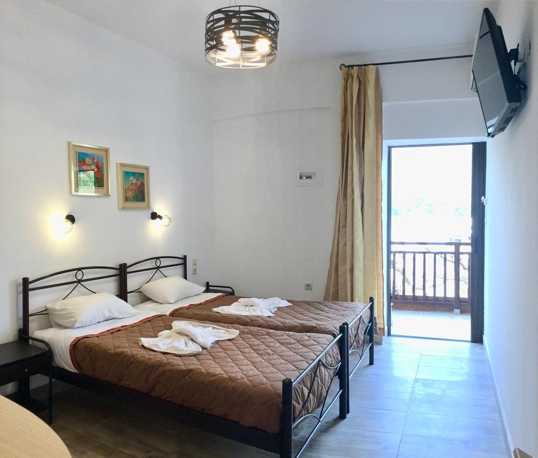 Platanos Rooms Sinoikismos Kambos Екстер'єр фото