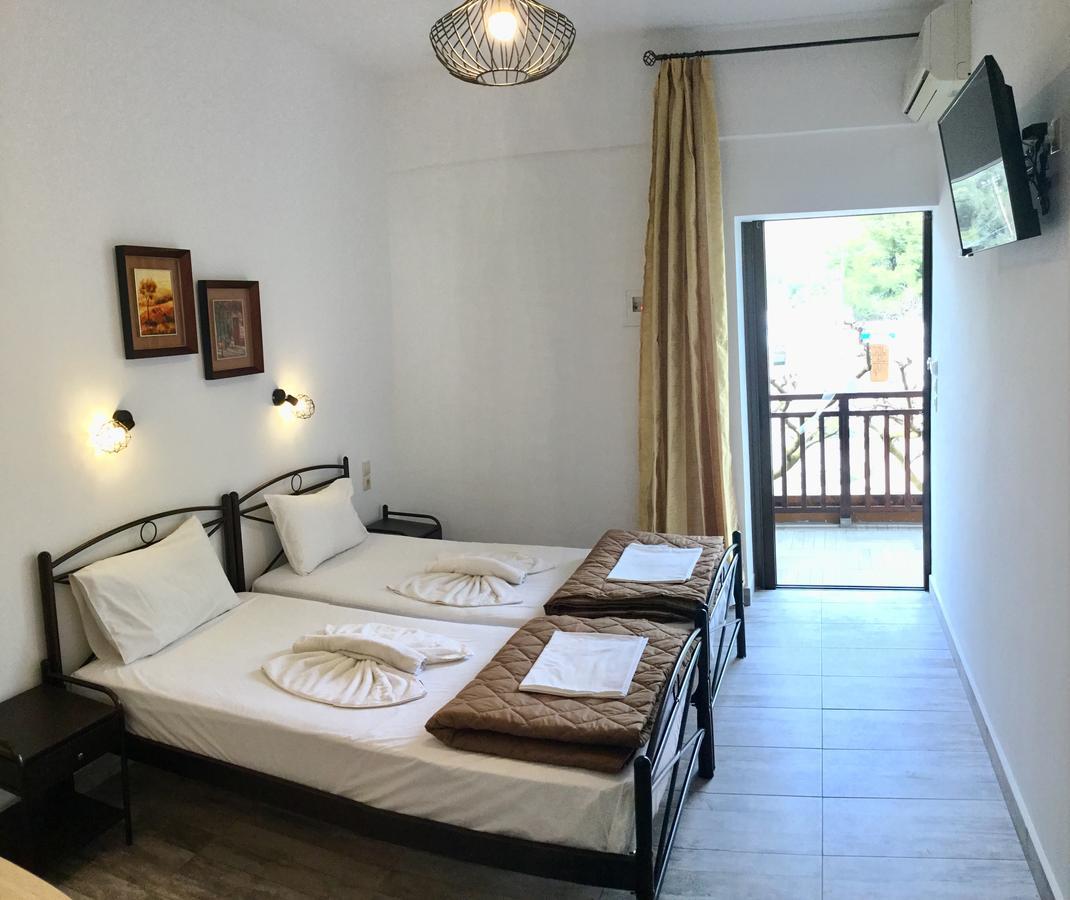 Platanos Rooms Sinoikismos Kambos Екстер'єр фото