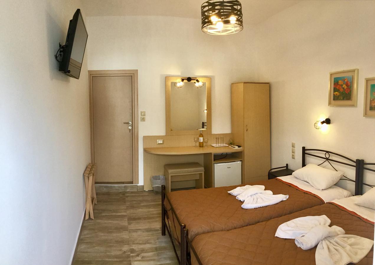 Platanos Rooms Sinoikismos Kambos Екстер'єр фото