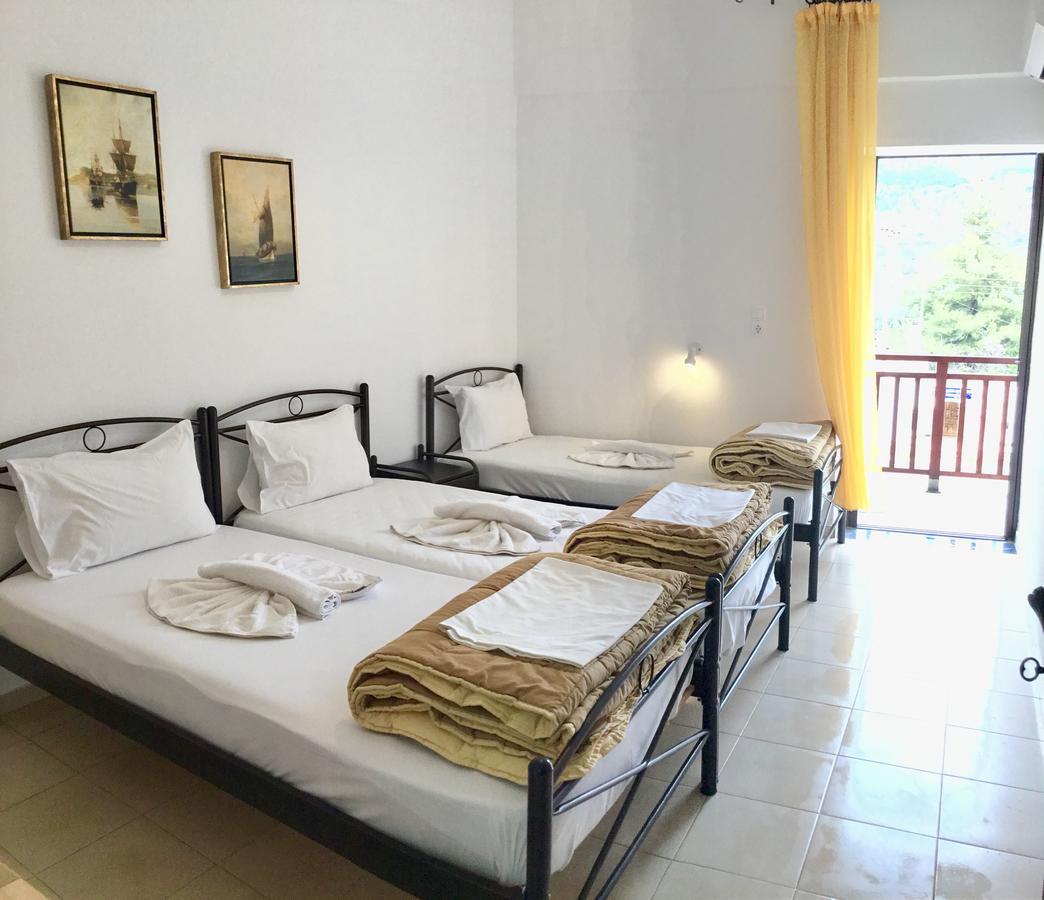 Platanos Rooms Sinoikismos Kambos Екстер'єр фото